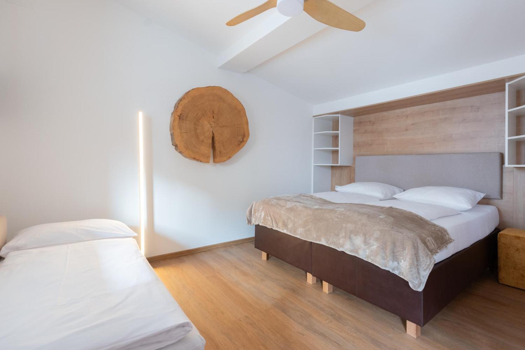 Hotel Modus Salzburgo Habitación foto